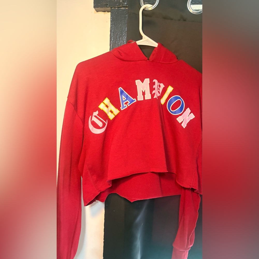 Champion Red Cropped Pullover Hoodie with Multicolor Logo